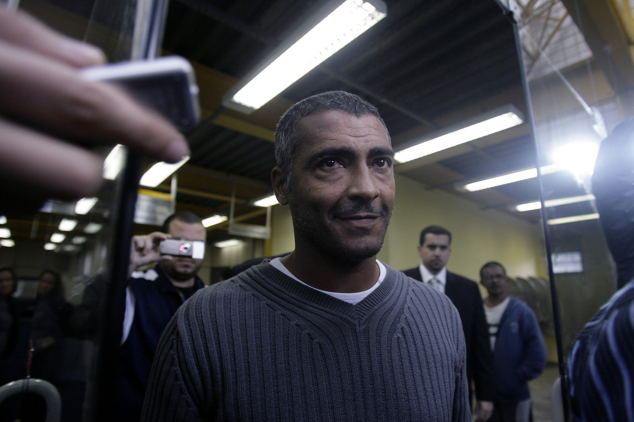 全球中卫身价排名：昔日第一巴斯托尼跌第四，萨利巴9000万世一卫